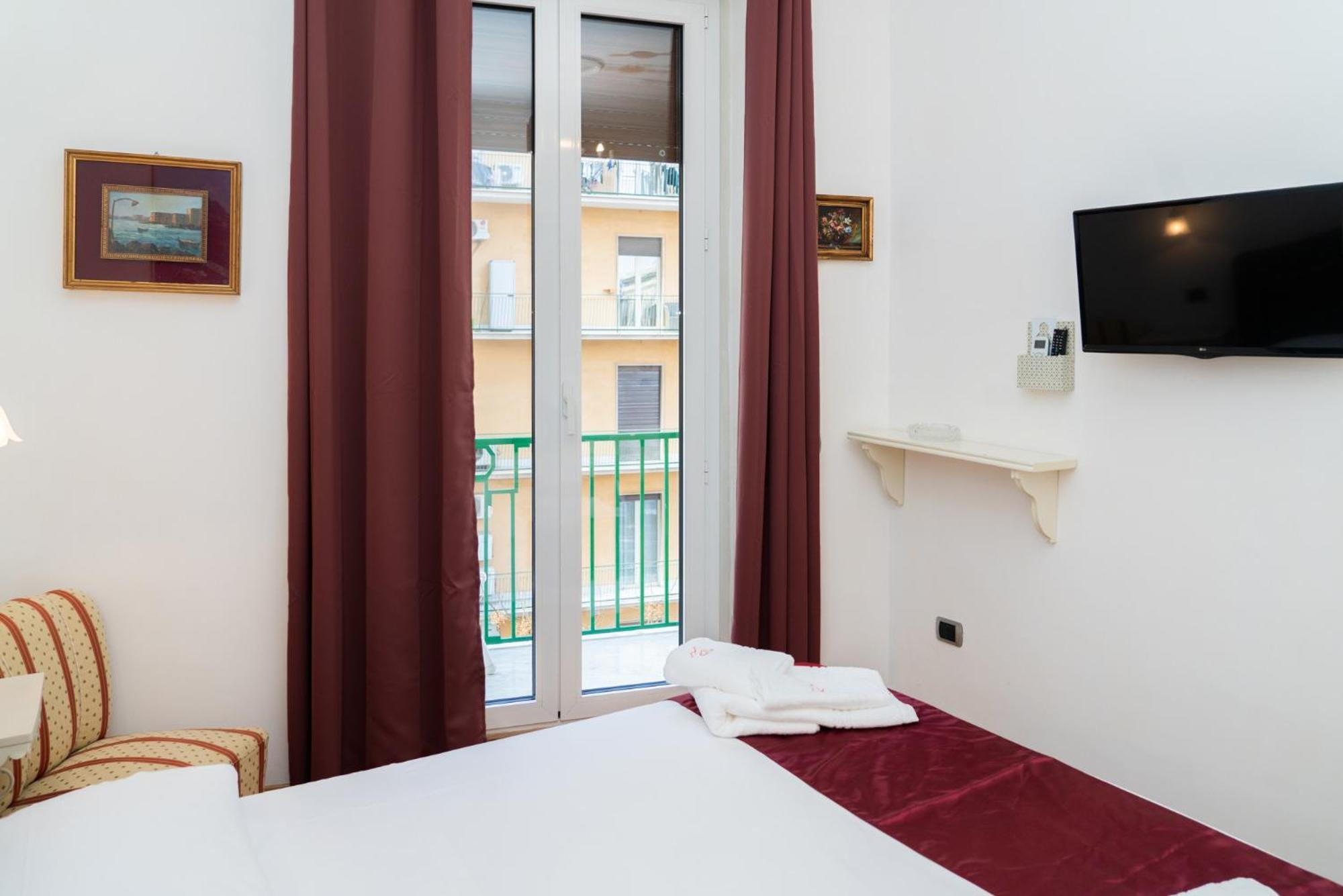 Suite Cervantes Napoli Esterno foto